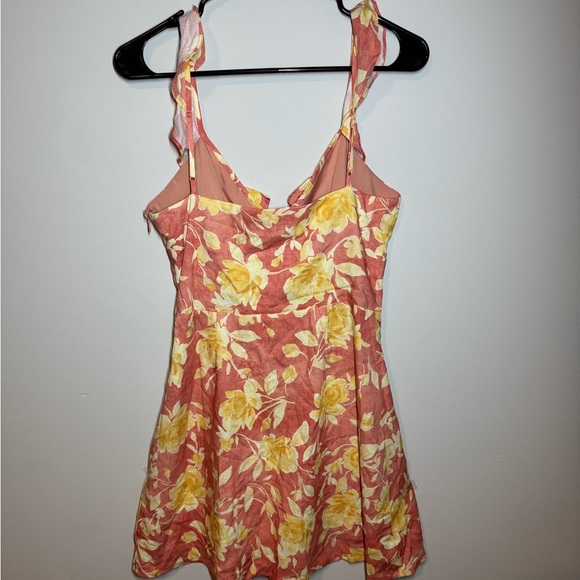 WAYF Floral Ruffle Mini Dress Pink Yellow Roses Size S NWOT - Picture 4 of 5